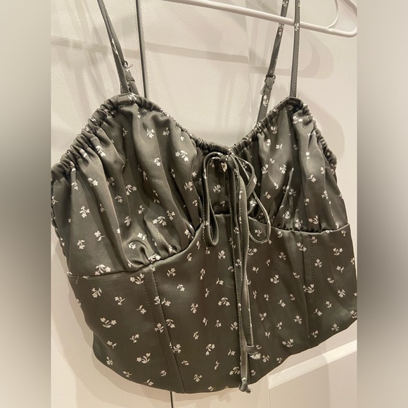 Green floral corset type top - Picture 1 of 4